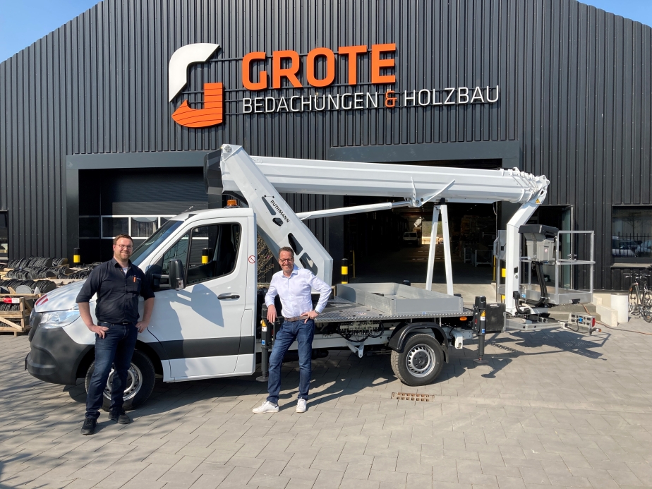 Firma Grote freut sich über einen RUTHMANN STEIGER® TBR 260 | RUTHMANN